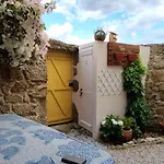 Holiday home Encanto Casa Com Jacuzzi Open Space Castelo Branco Tinalhas